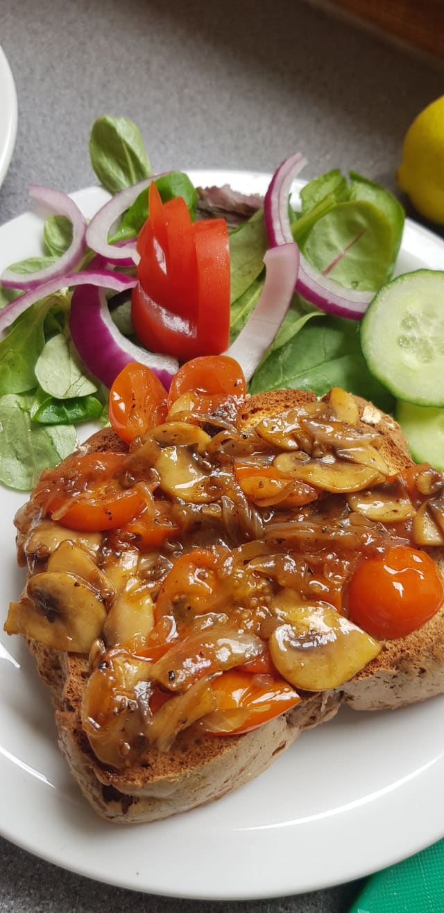 Mushroom bruschetta